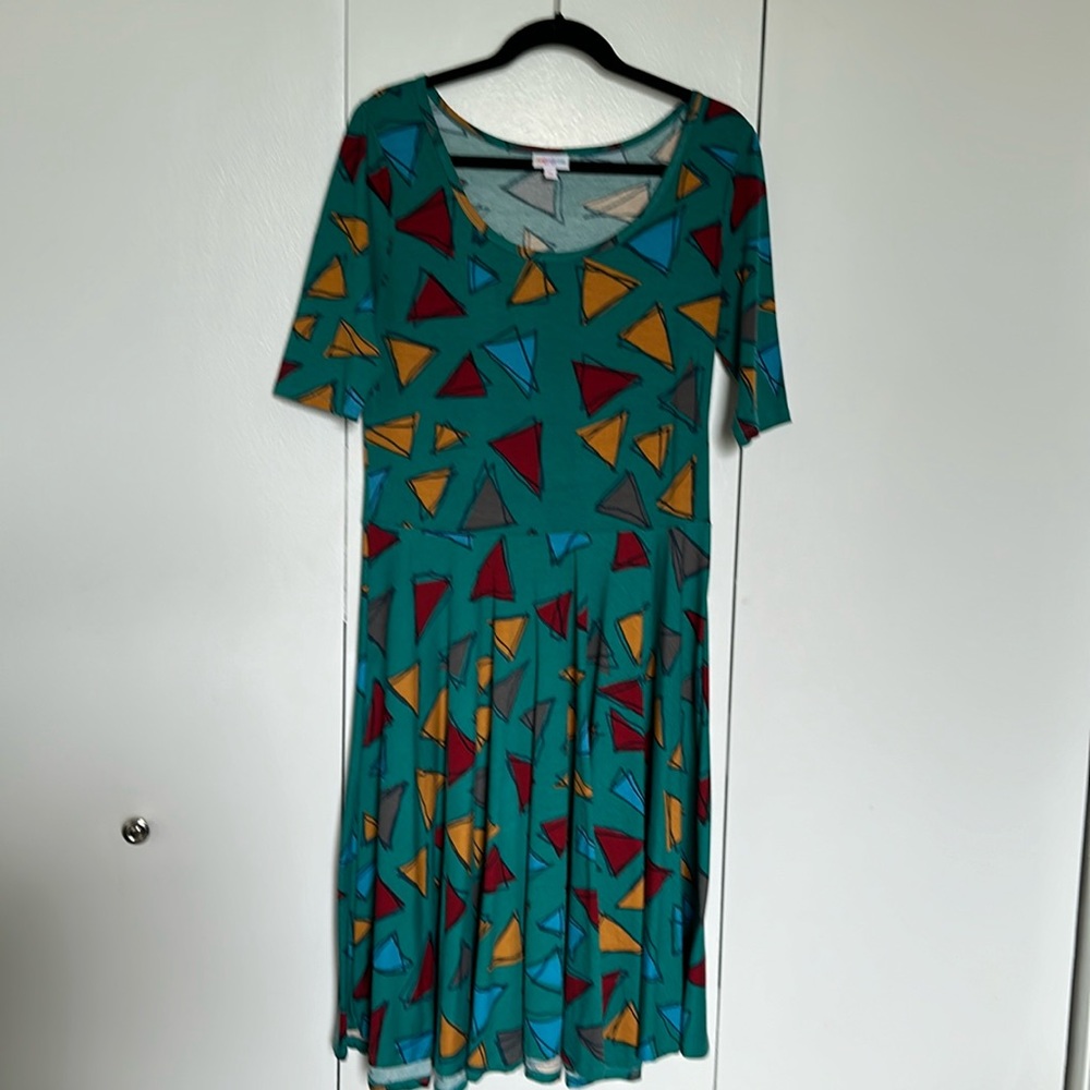 Lularoe Dress triangle pattern size XL Cute!!